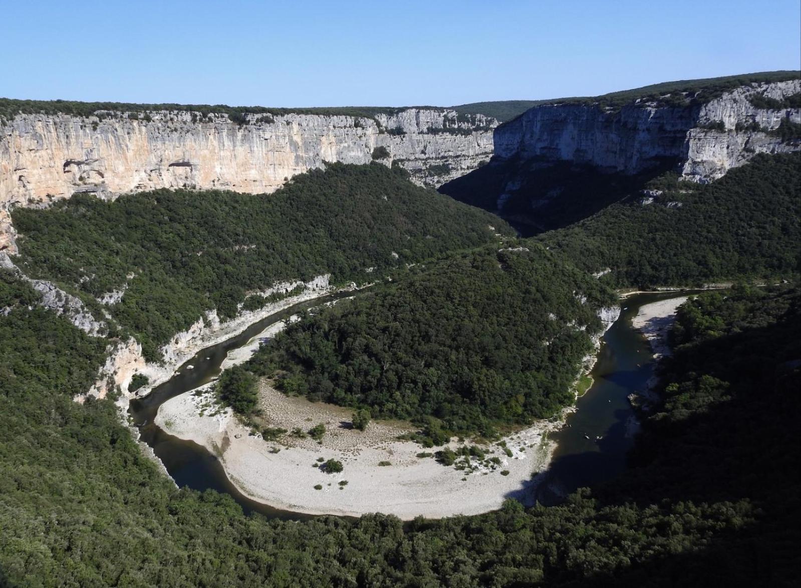Superbe Appartement Dans Residence Avec Piscine Saint-Martin-dʼArdèche Exterior foto