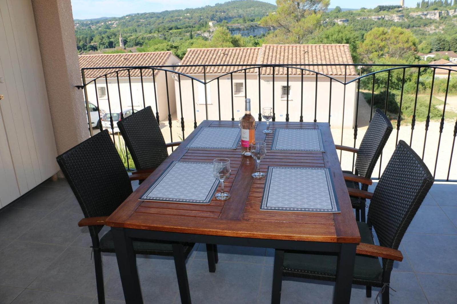 Superbe Appartement Dans Residence Avec Piscine Saint-Martin-dʼArdèche Exterior foto