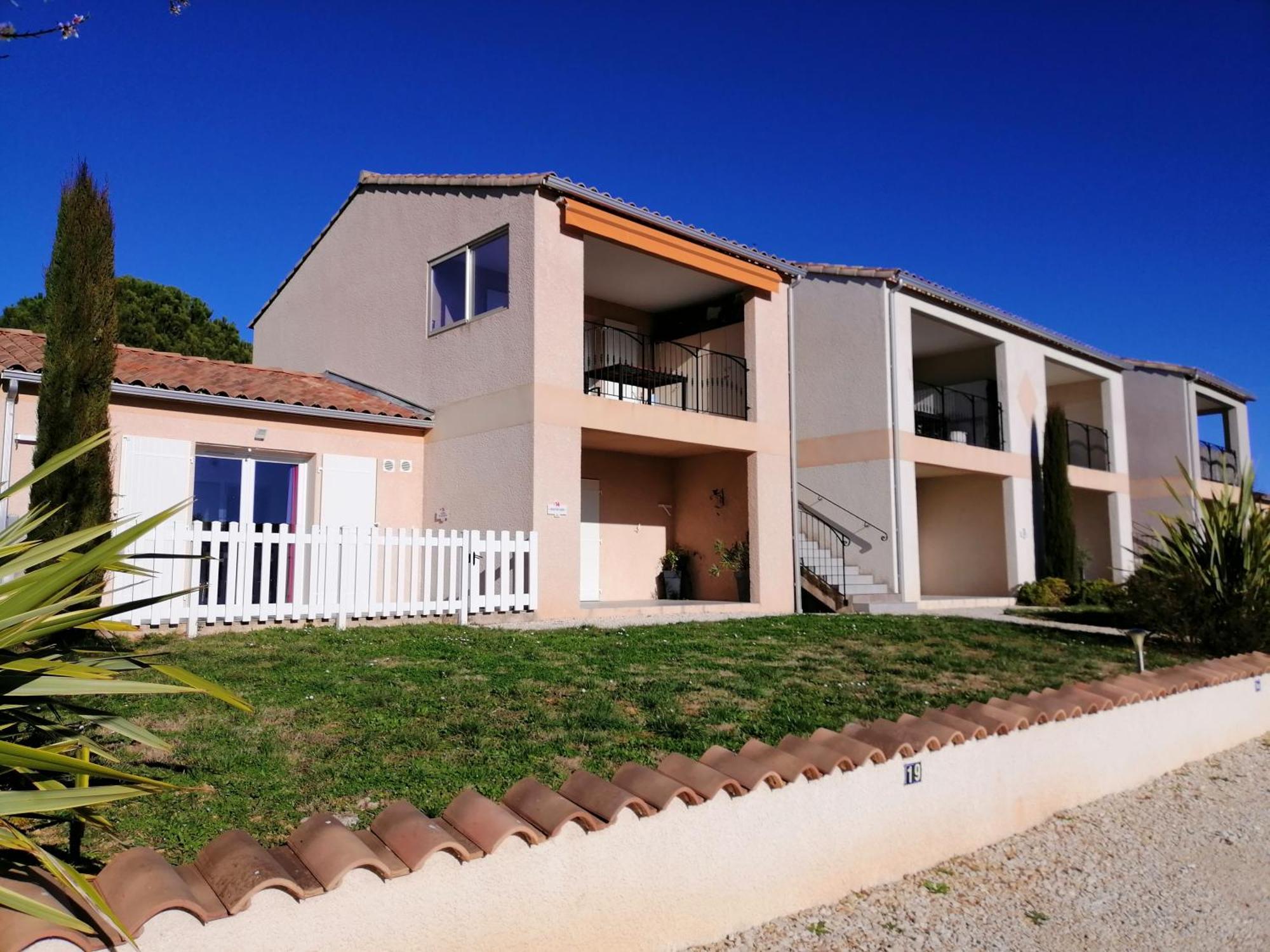 Superbe Appartement Dans Residence Avec Piscine Saint-Martin-dʼArdèche Exterior foto