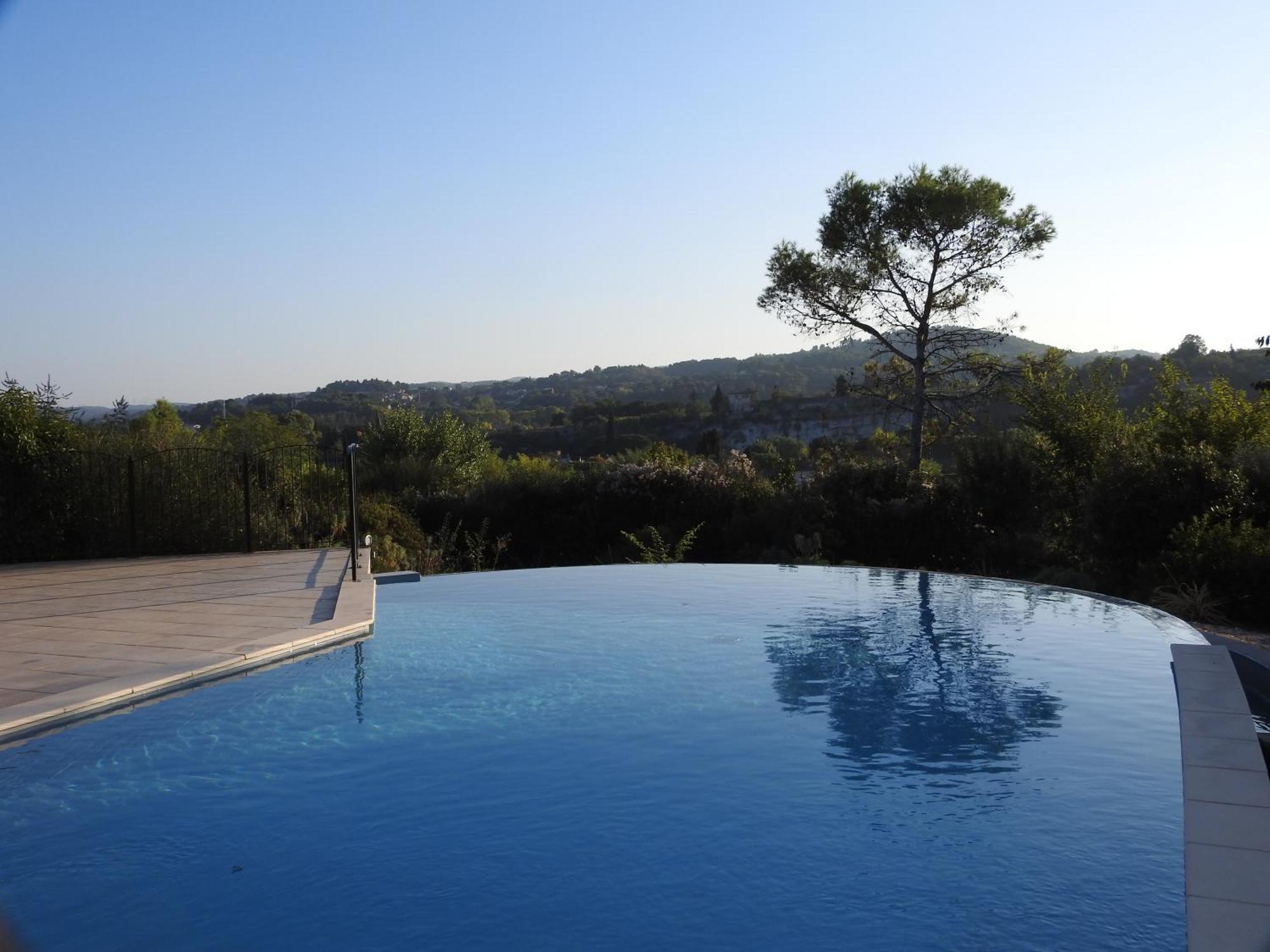 Superbe Appartement Dans Residence Avec Piscine Saint-Martin-dʼArdèche Exterior foto